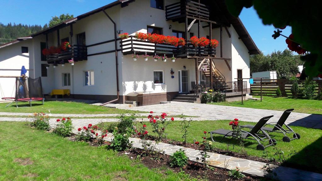 Hotel Casa Carmen Dorna-Arini Exterior foto